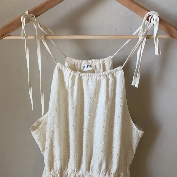 🤍 NEW Legally Blonde Eyelet Halted Sundress - Picture 3 of 8